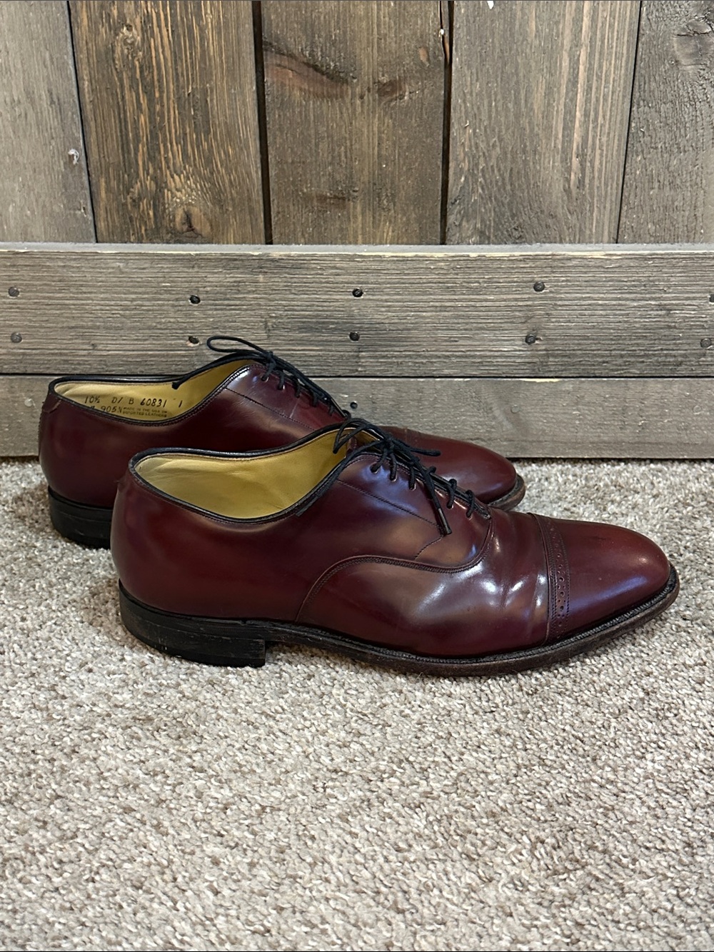 Johnston & Murphy Oxblood Cap Toe Leather Dress Shoes Made in USA Mens Size 10.5 - Picture 2 of 11
